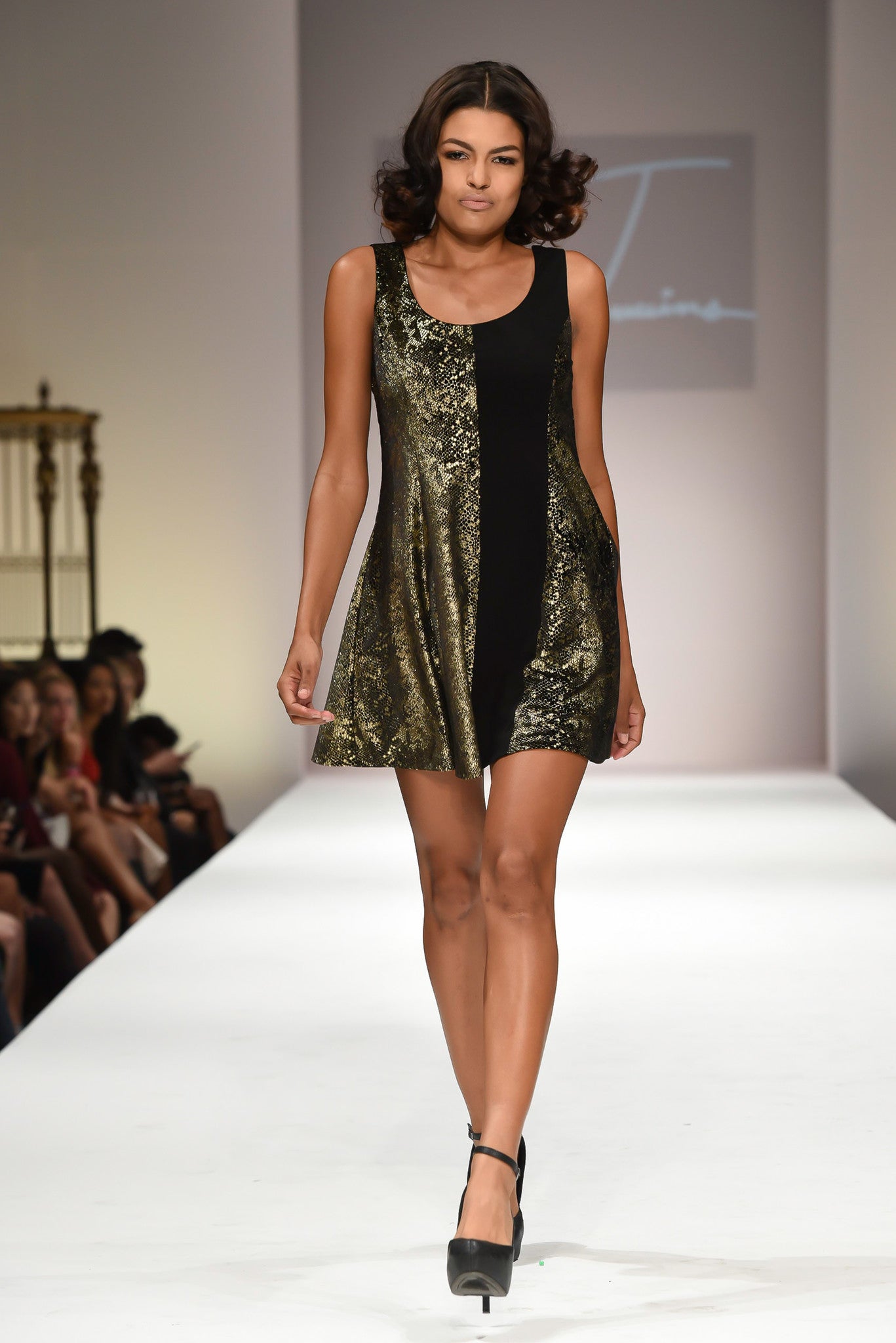 Women's Gold Dress Uwi Twins Fashion Label Inc. Women's Gold Dress Uwi Twins Fashion Label Inc.
